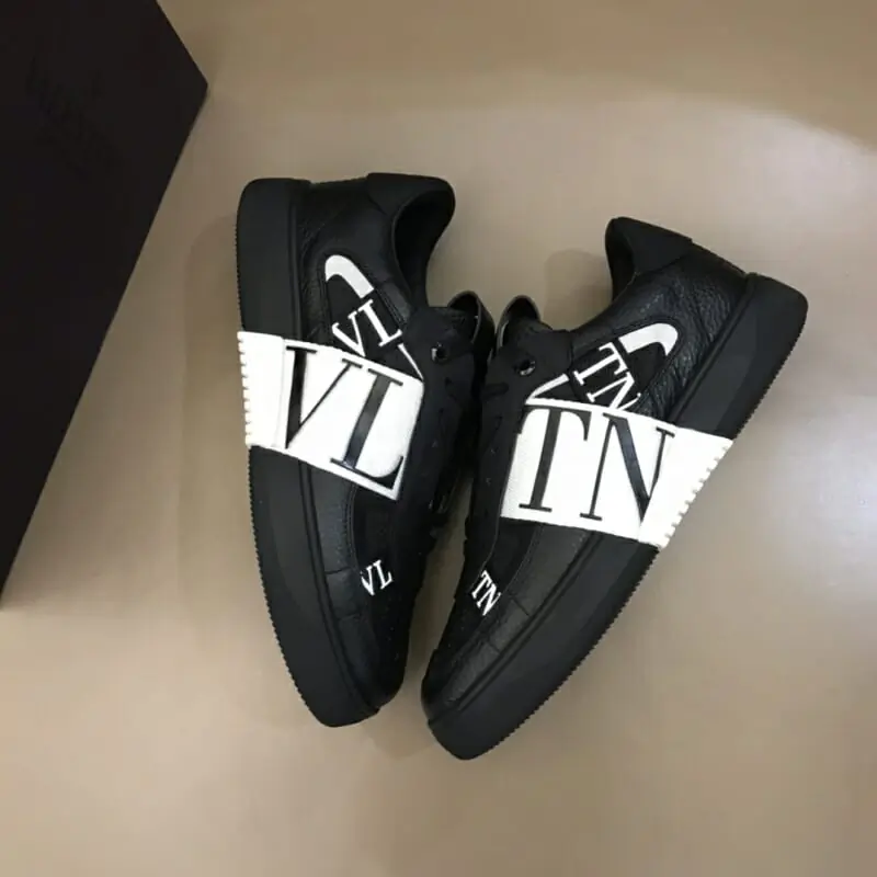 valentino decontractees chaussures pour homme s_11b65643